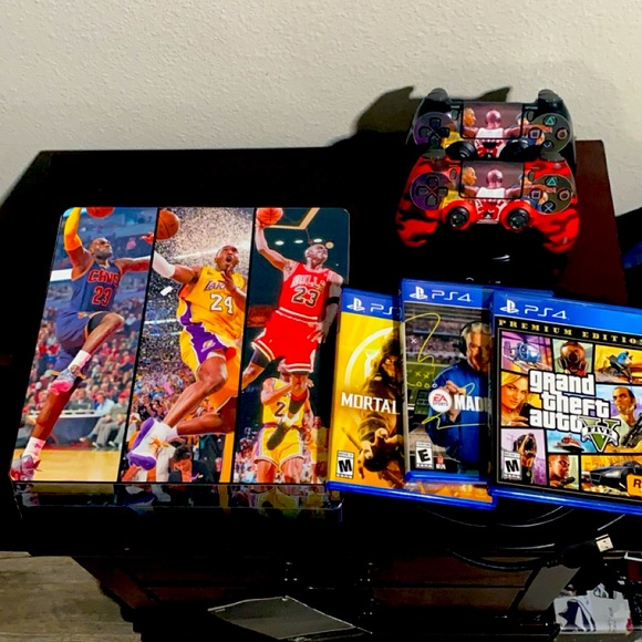 Sony Other - Sony PlayStation 4